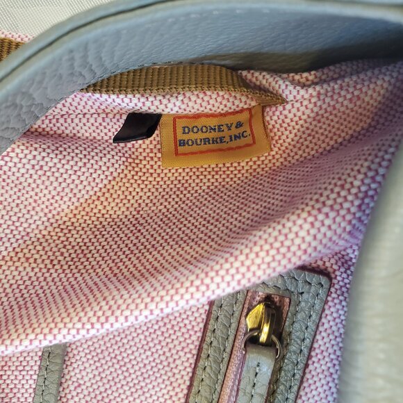Lucca Leather Logo Lock Hobo – Dooney & Bourke Dooney & Bourke Lucca Leather Logo Lock Hobo Large Shoulder Bag Gray Like New